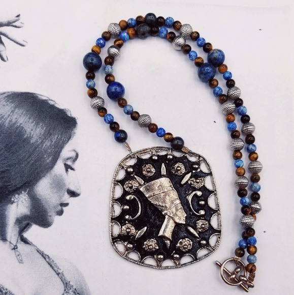 Vintage Jewelry - Vintage handmade Egyptian Nefertiti necklace